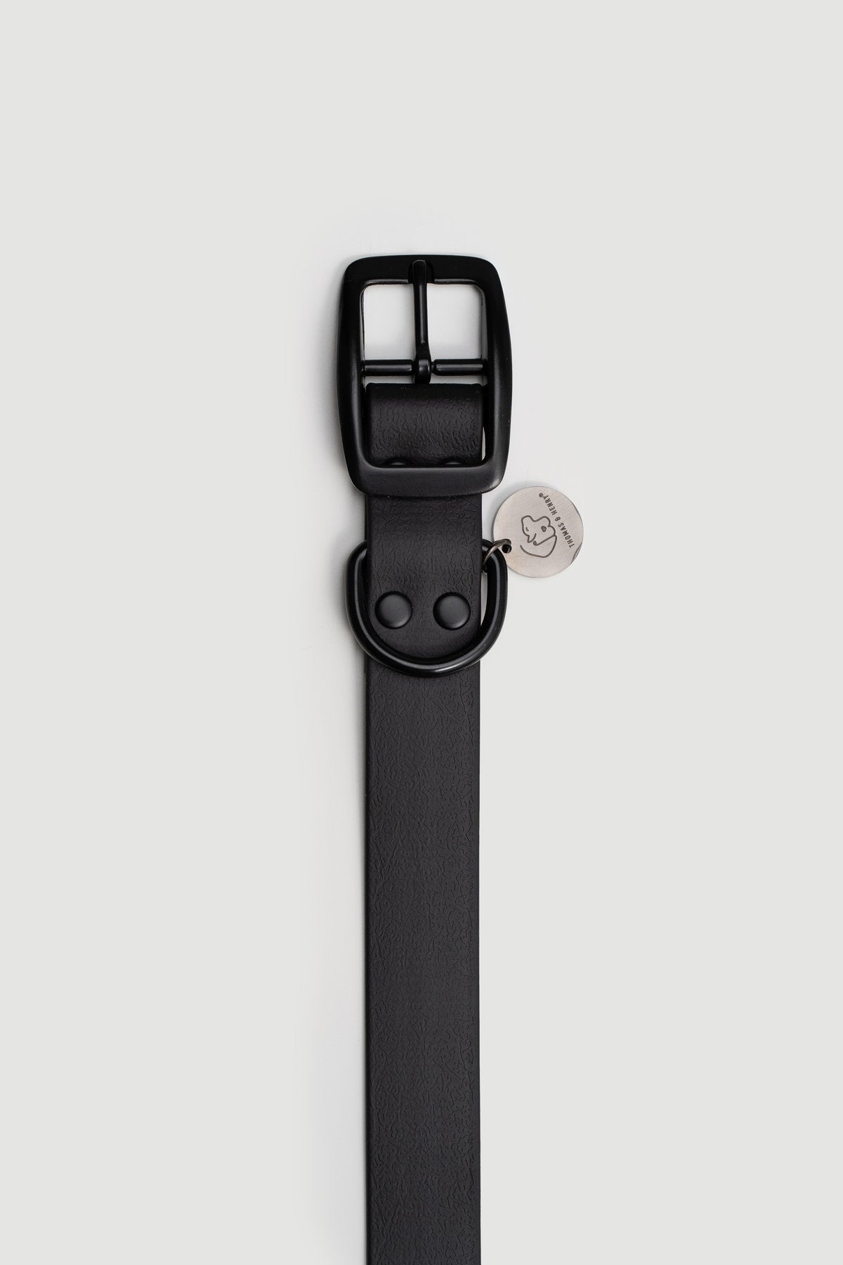 Biothane Hundehalsband in schwarz von Thomas & Henry Detail
