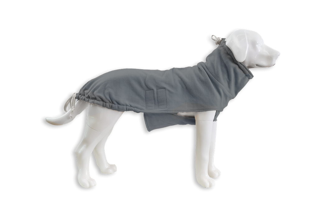 Hundepullover mit Hund Seitenansicht